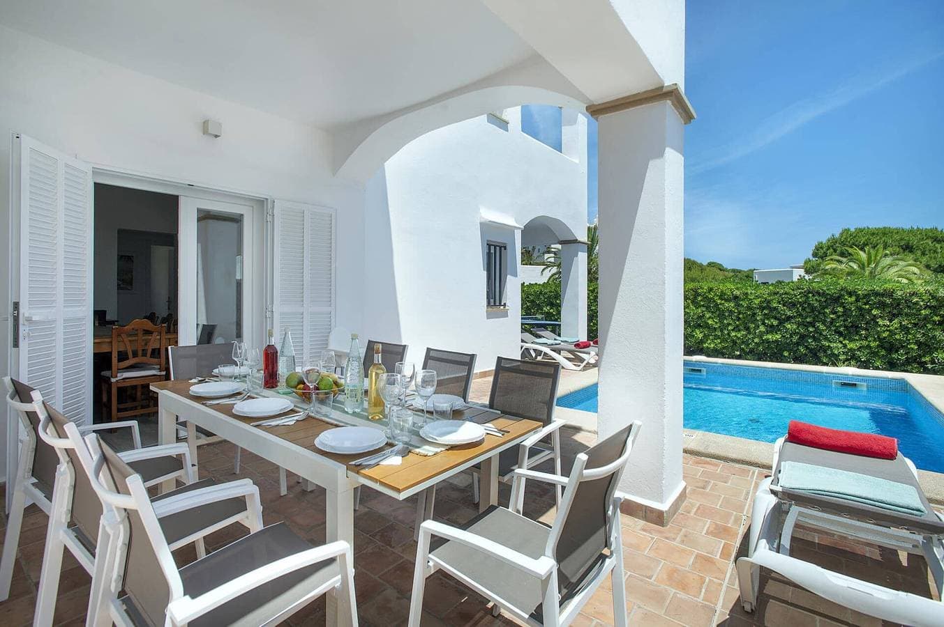 Foto 8 von 33: Villa für 8 Personen mit Garten