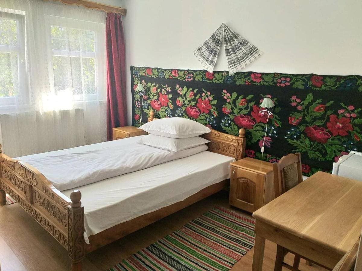 Foto 4 von 6: Double Room with Balcony
