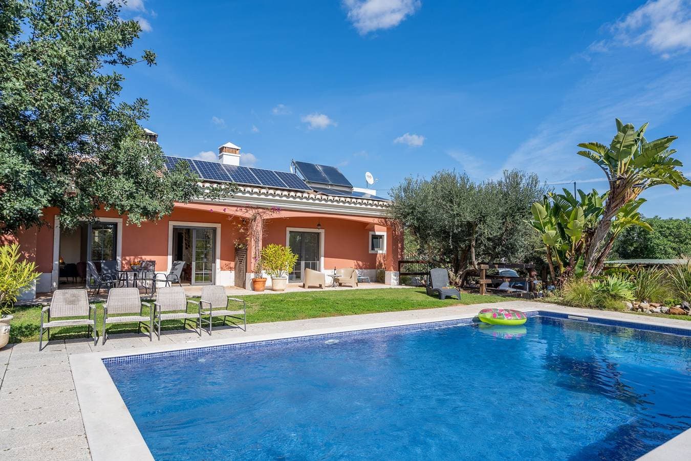 Foto 3 von 45: Finca 'Quinta Dos 4 Ventos' mit privatem Pool, Wi-Fi und Klimaanlage