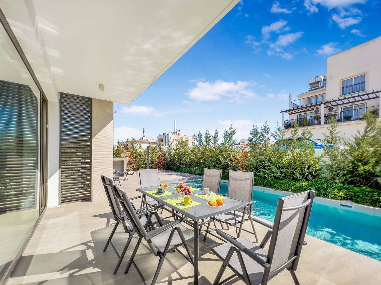 Foto 4 von 18: Azure Seaview - Garnet Villa