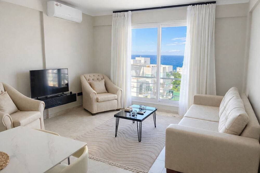 Pleasant Location 2Br Apt with Nice Views -- Keyifli Konumda Manzaralı 2+1 Daire 1