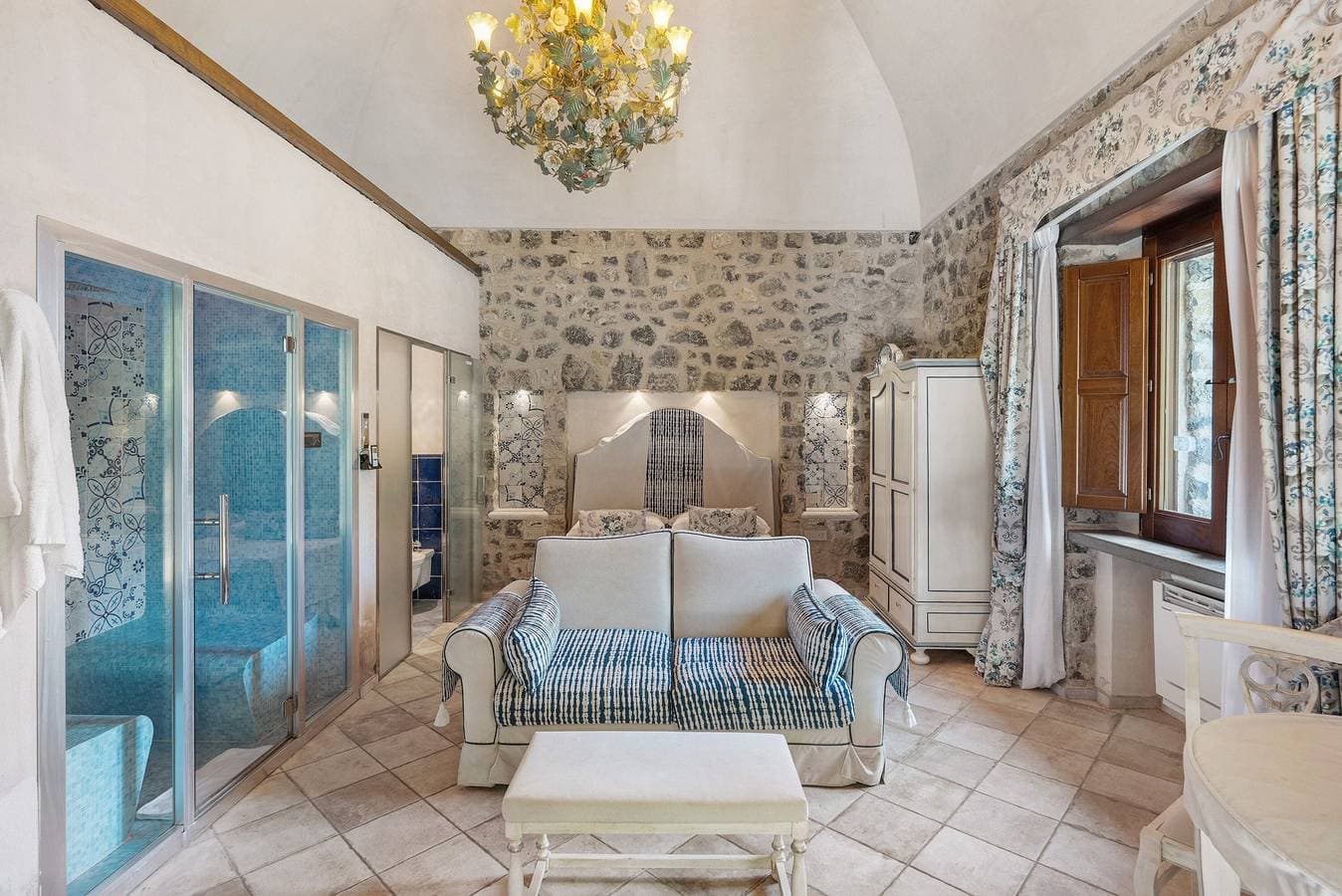 Foto 5 von 24: Ferienhaus 'Romantico Casale Di Lusso Con Spa' mit Meerblick, Wi-Fi und Klimaanlage