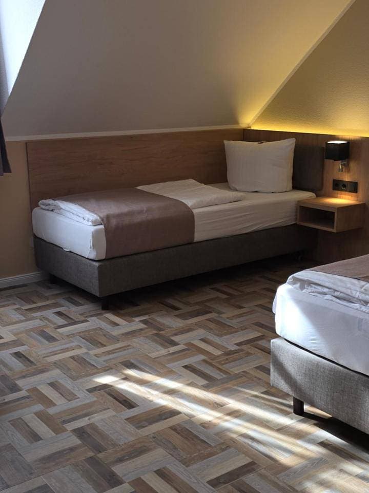 Foto 9 von 13: Standard Twin Room