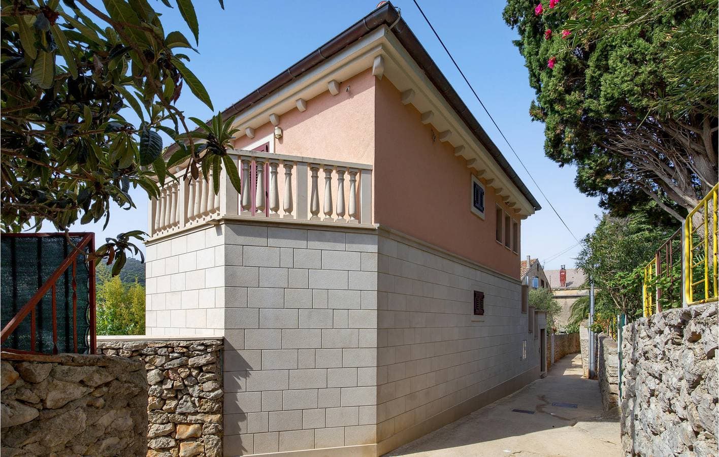 Foto 3 von 28: Gemütliche Ferienwohnung mit Terrasse, WLAN und 2 km Entfernung zum Strand von Valdarke