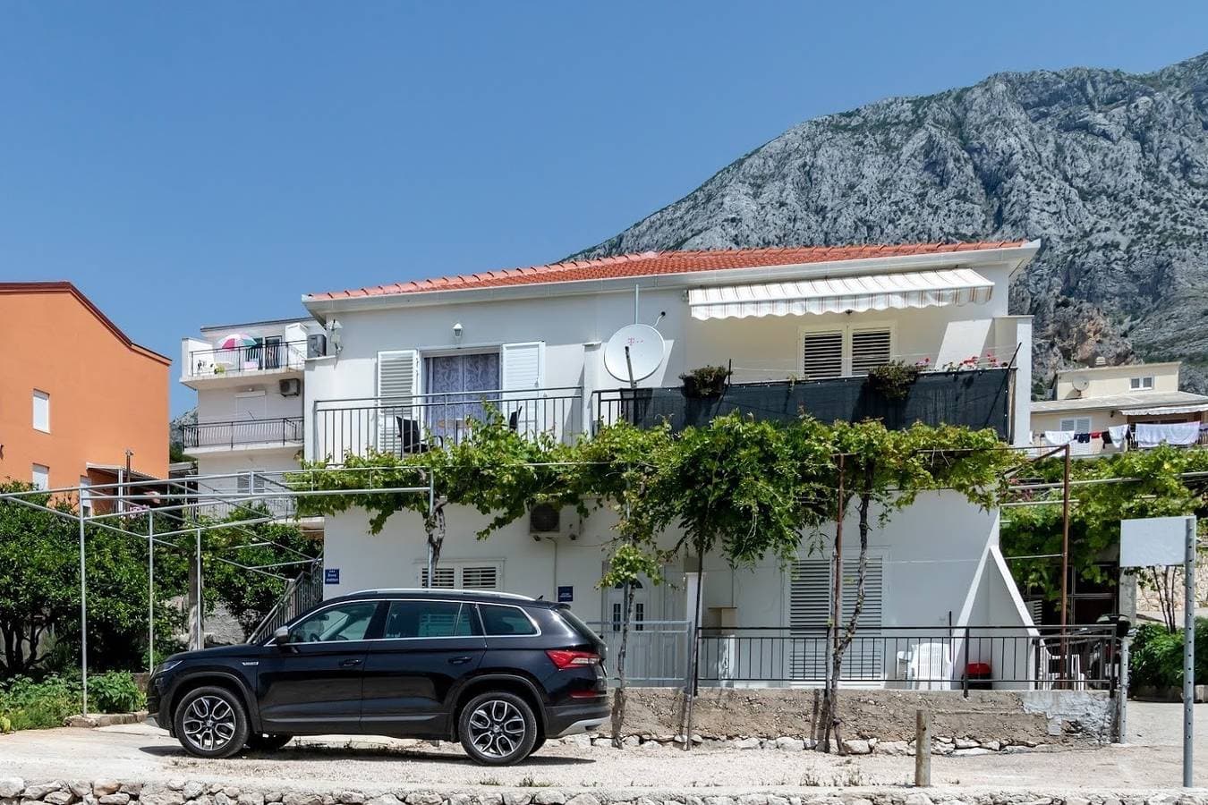 Foto 2 von 12: 2-Zimmer-Ferienwohnung mit Terrasse Zivogosce - Blato, Makarska A-24667-a