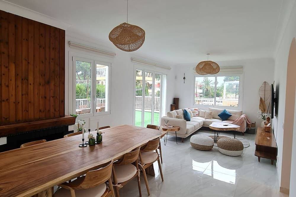 Dream home with a Balinese touch 1