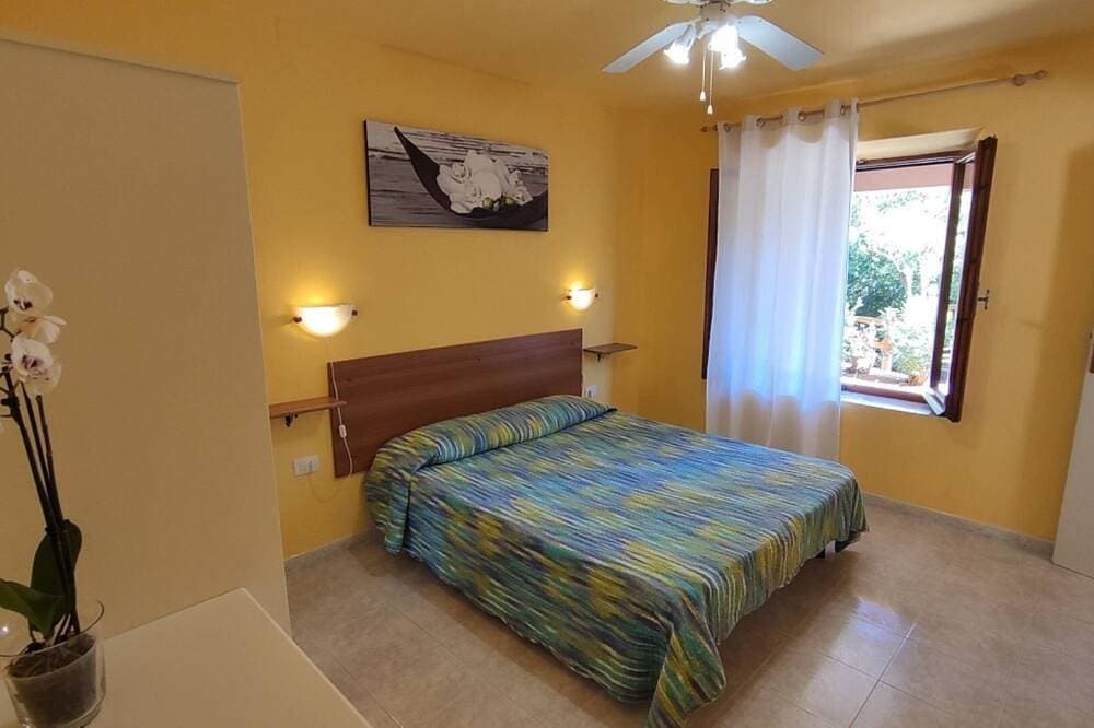 Foto 3 von 14: Villa Pineta Mare - Pigna 3 - Villa Pineta Mare
