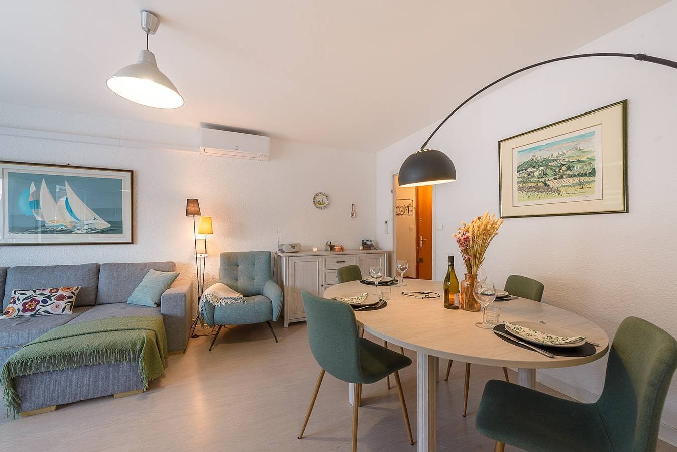 Foto 10 von 16: Ferienwohnung für 4 Personen mit Balkon