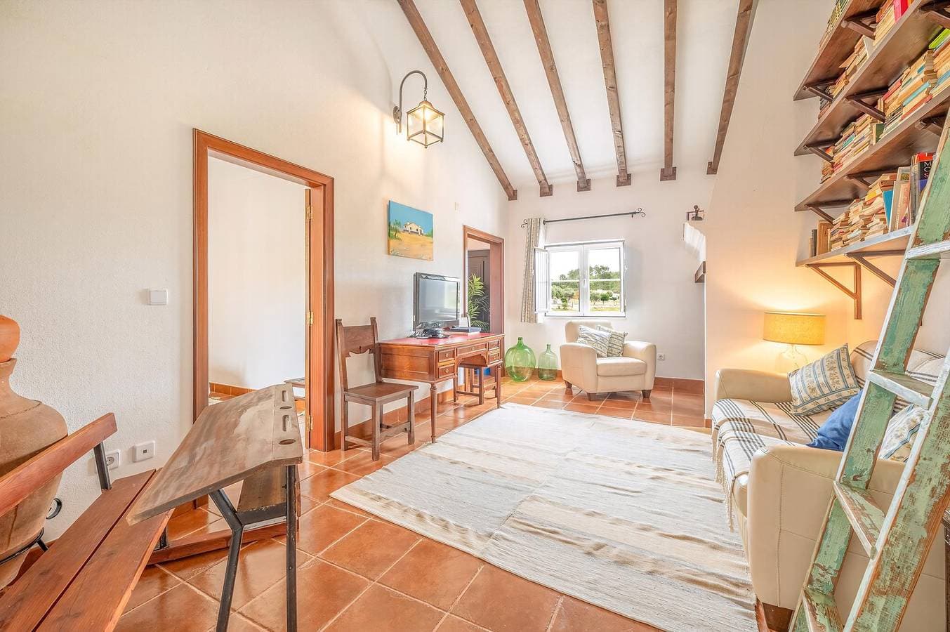 Foto 7 von 41: Ferienhaus für 7 Personen mit Pool