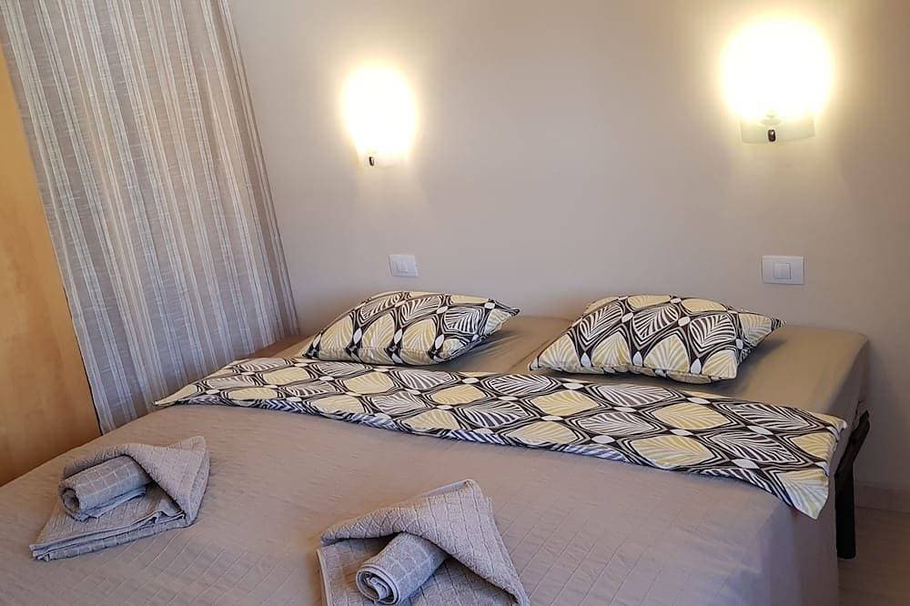 Foto 4 von 30: Schöne 2 Schlafzimmer + 2 Badezimmer Wohnung im Zentrum von Arona