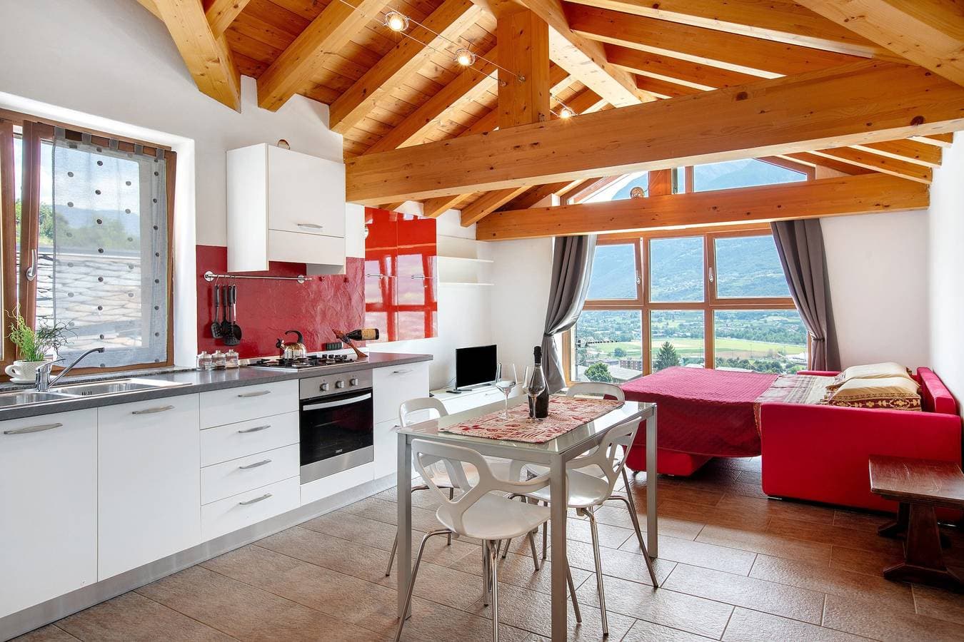 Foto 9 von 31: Ferienwohnung 'La Maison De Carletto' mit Bergblick, Balkon und WLAN