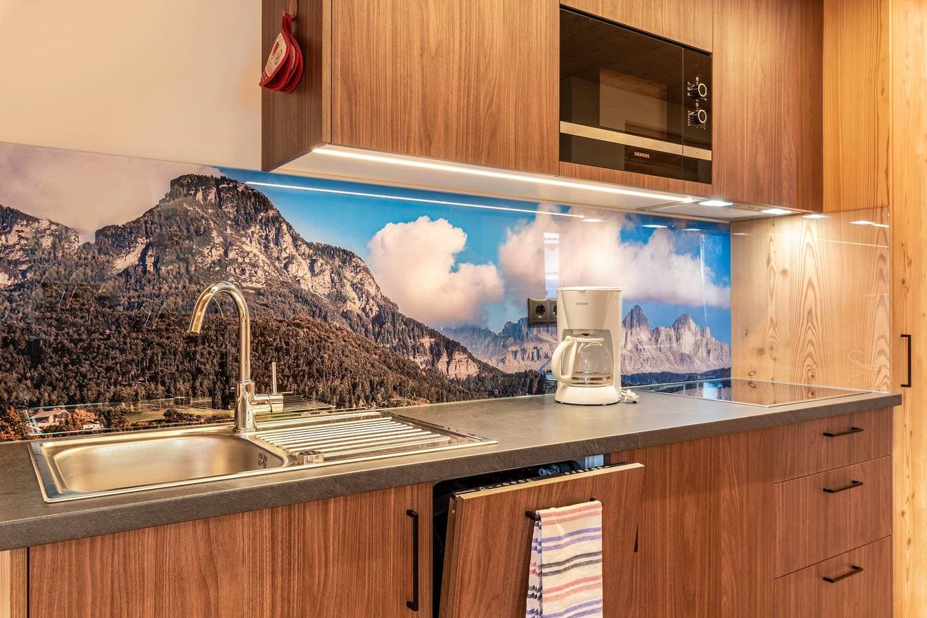 Foto 6 von 31: Ferienwohnung "Guntschöllerhof Völseggspitze" mit Bergblick, WLAN, Balkon und Garten