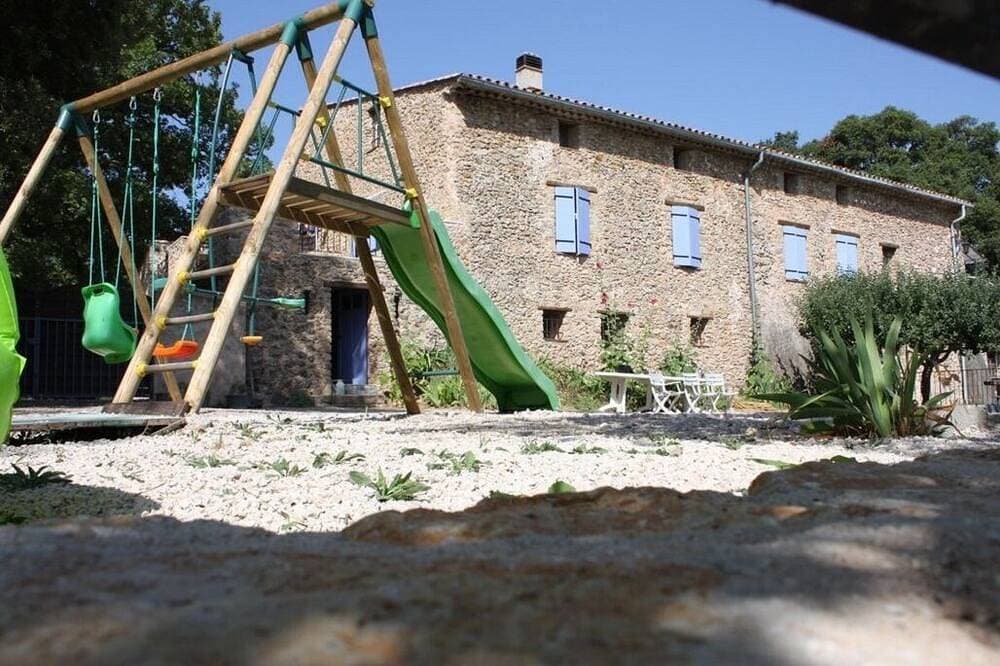 Foto 12 von 24: Cosy studo 2, detached in charming building, swimming pool in the middle of vineyards