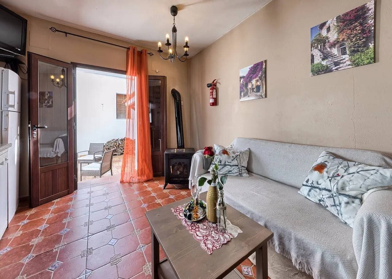 Foto 2 von 24: Ferienhaus 'Los Placeres Del Paladin' mit Bergblick, privater Terrasse und Klimaanlage