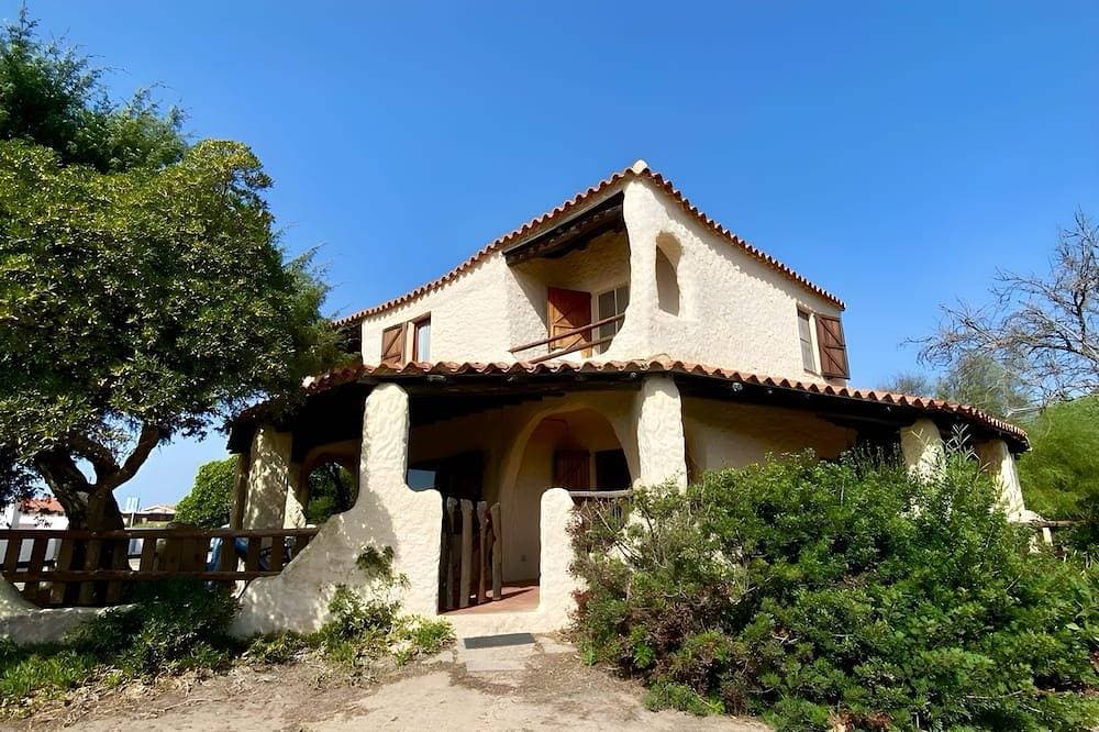 Rustic Villa with Sea View for Groups and Families in the Sinis Peninsula 1