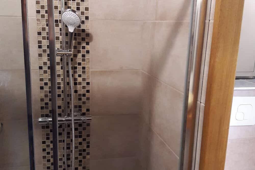 Foto 9 von 30: Komfortables 4-Sterne-Ardèche-Haus, klimatisierte Zimmer, pool, Panoramablick