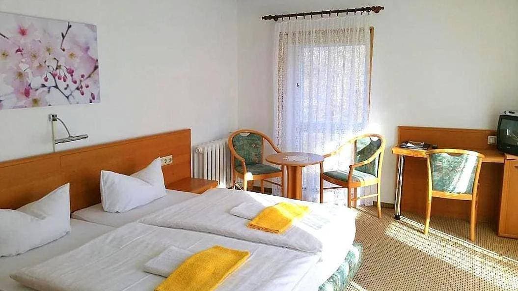 Foto 6 von 6: Twin Room
