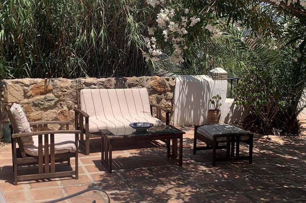 Foto 11 von 14: Ziemlich Reformierte Stables mit spektakulärer Aussicht, privatem Pool und Garten