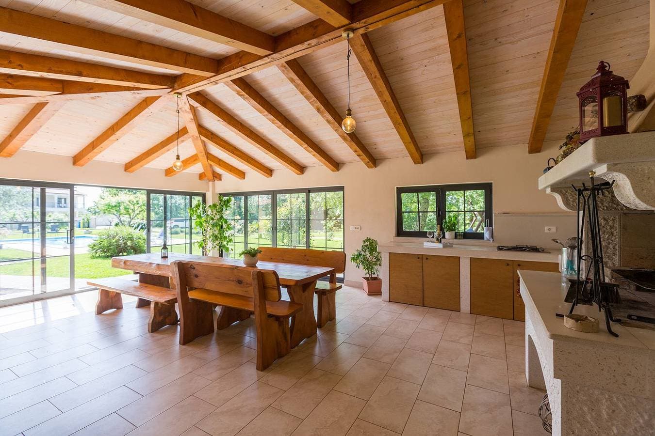 Foto 8 von 32: Hundefreundliches Paradies mit Pool, Spielplatz, Grillbereich, privater Terrasse
