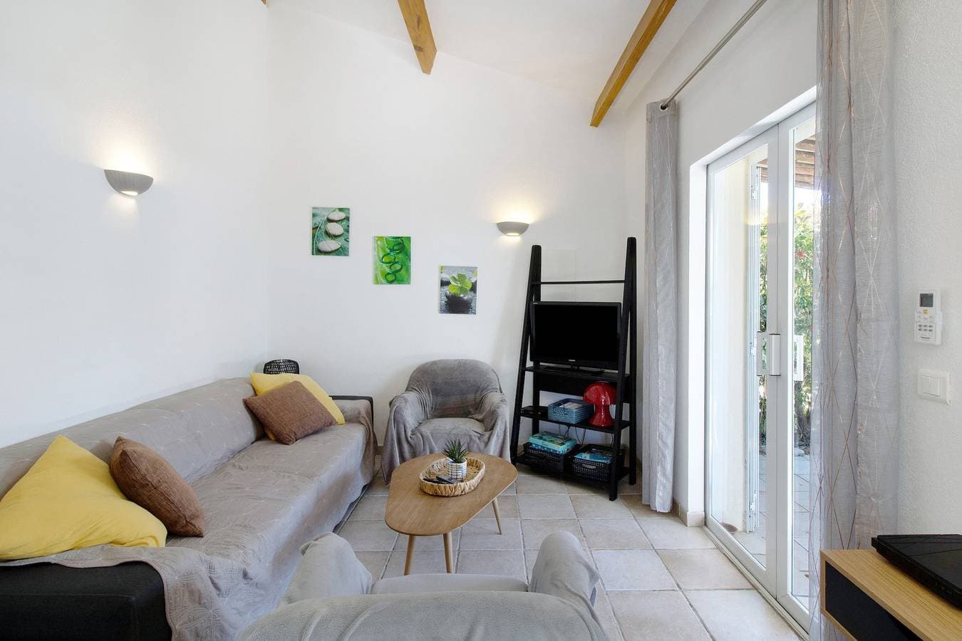 Foto 6 von 29: Villa in gesicherter Anlage mit Pool nahe Porto-Vecchio für 6 Personen