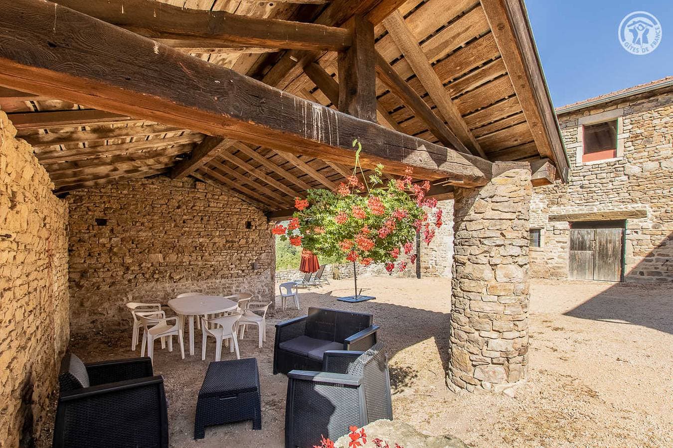Foto 3 von 33: La Ferme des Raveaux