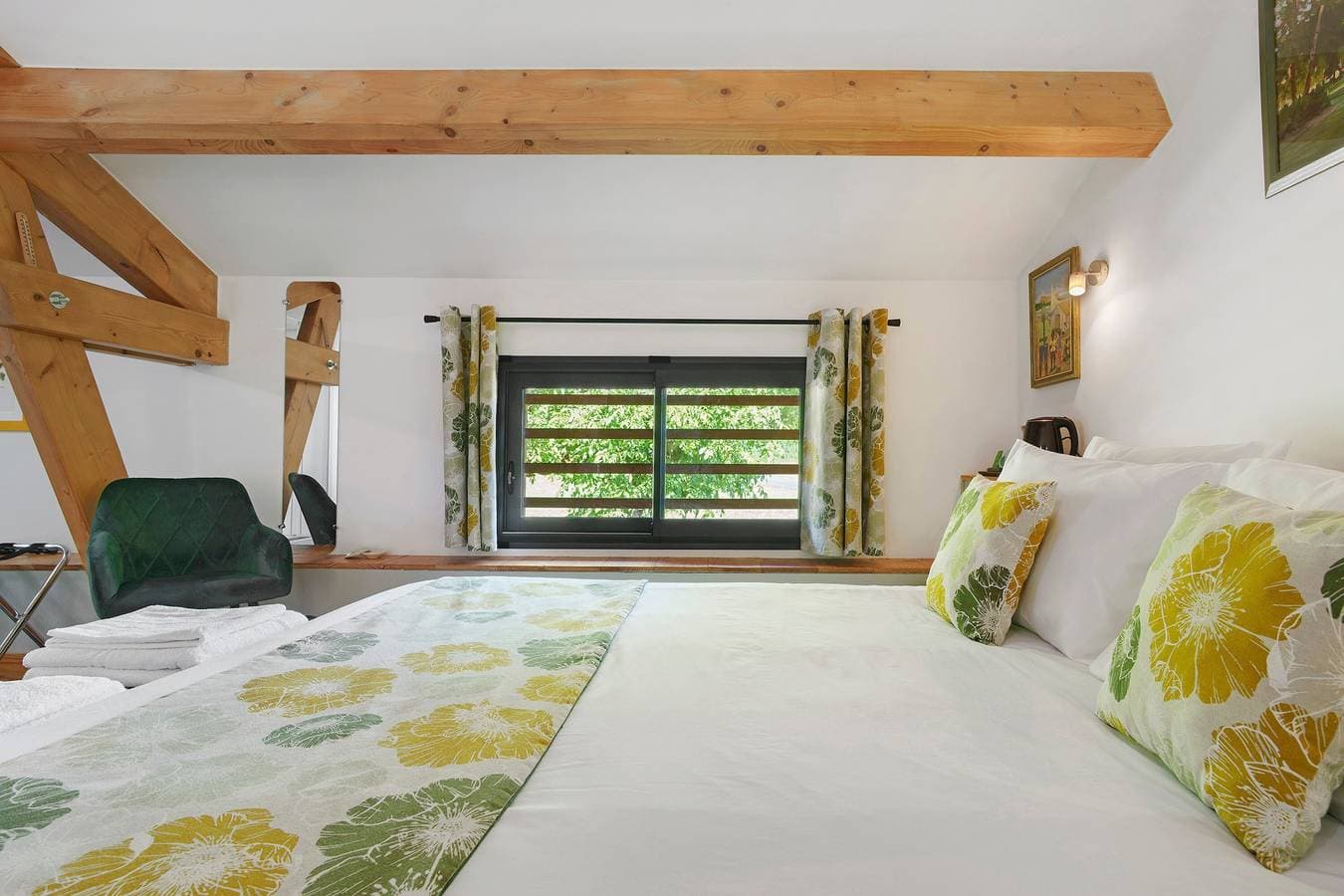 Foto 3 von 35: Gästezimmer „Le Séchoir de Saint Vincent - Enéa“ nahe Sarlat – Pool, WLAN, Klimaanlage