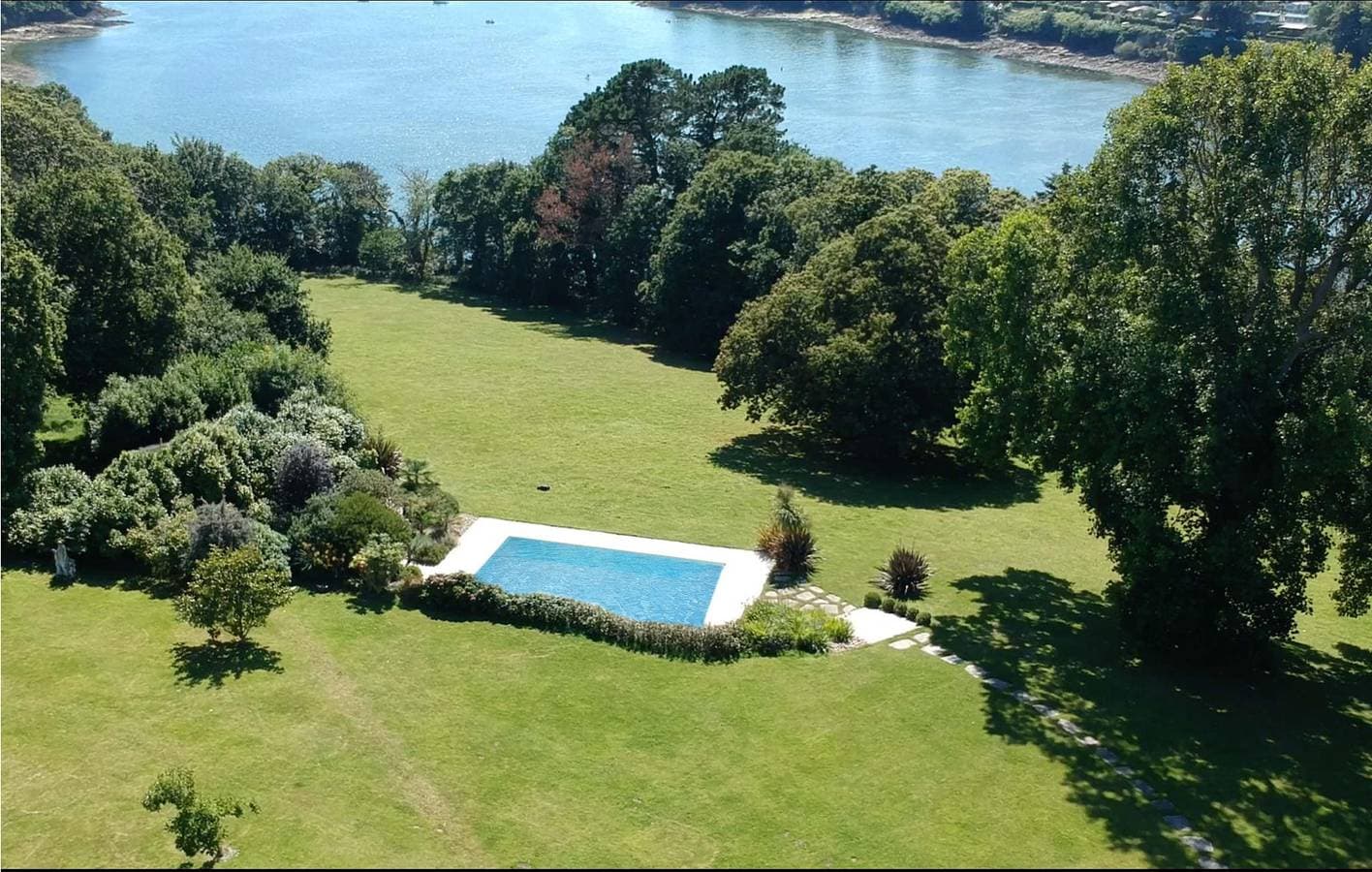 Foto 5 von 34: Apartment mit Meerblick, Pool und Parkplatz.