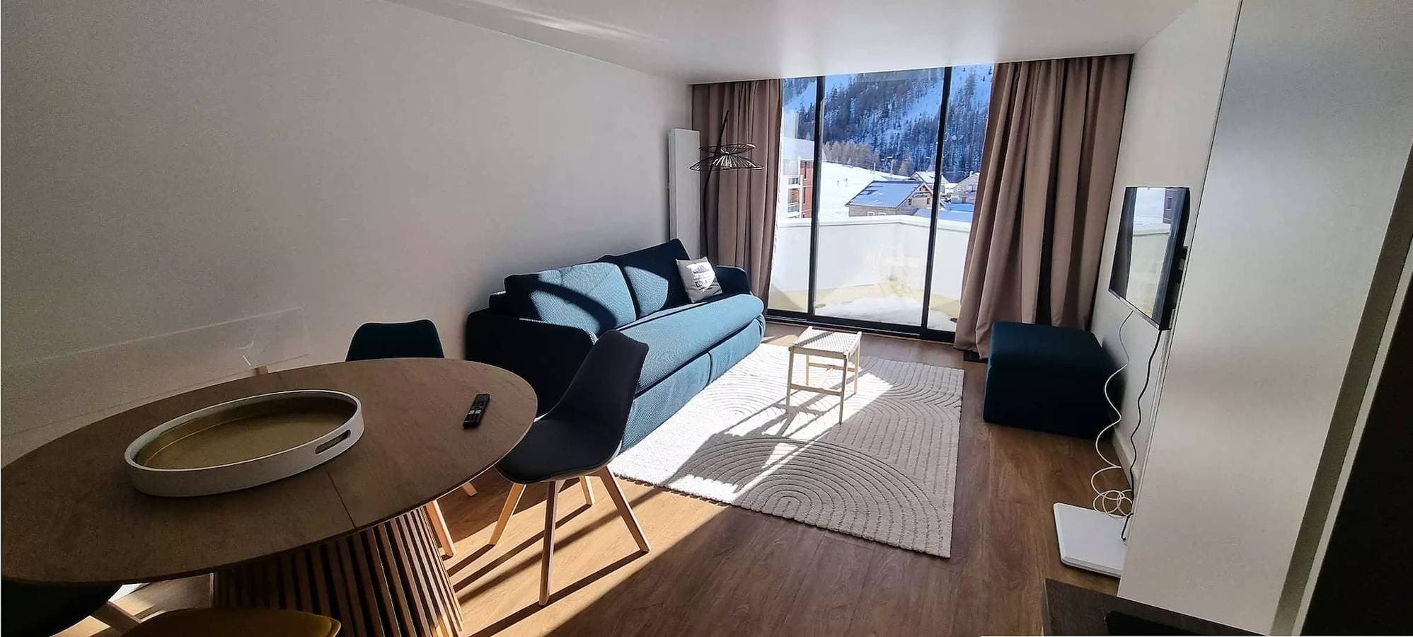 Renovierte Wohnung Ski zu den Füßen und Geschäften 1