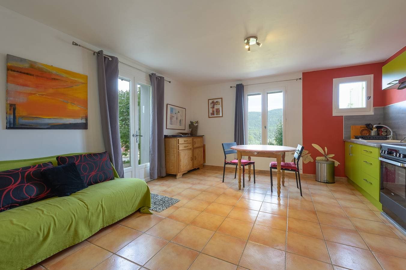 Foto 5 von 20: Gîte de Maric: Zwischen Olivenbäumen mit Pool, traumhafte Aussicht