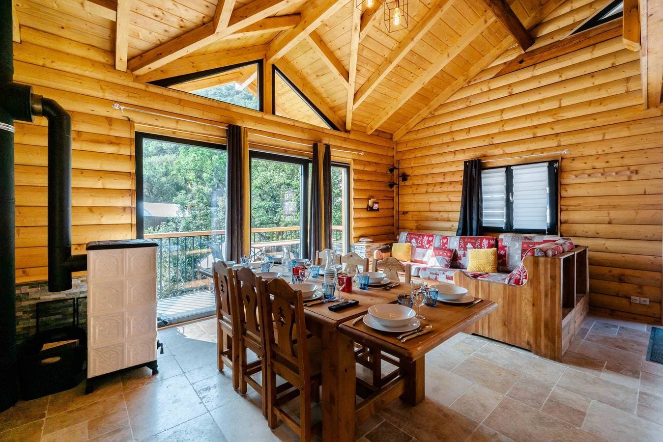 Foto 4 von 17: Familienfreundliches, geräumiges Chalet nahe Courchevel/Brides-les-Bains mit Bergblick