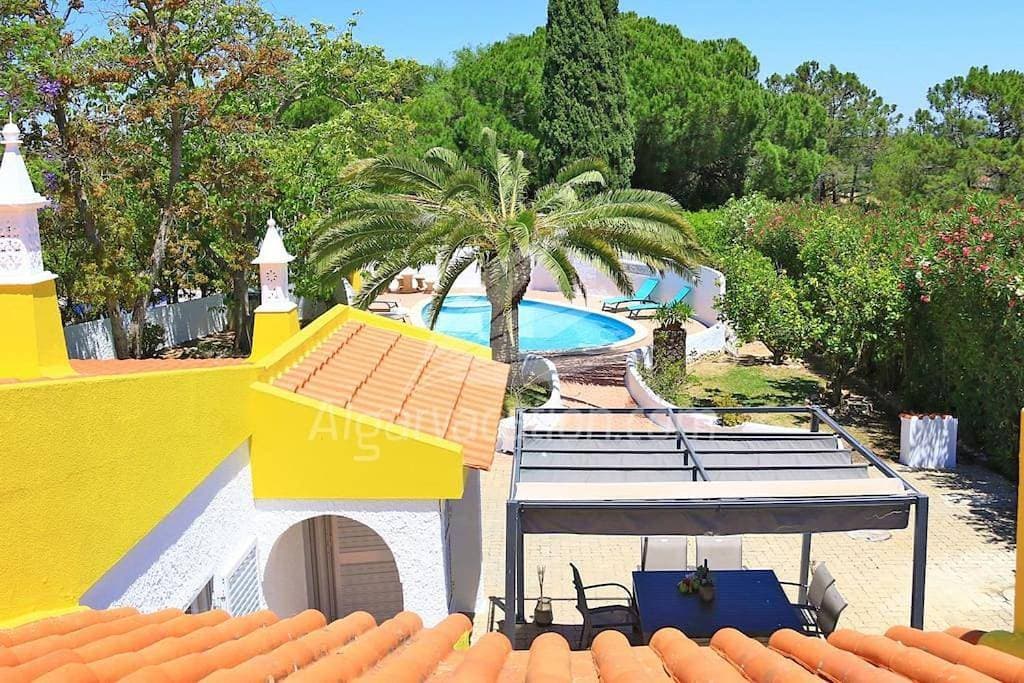 Foto 4 von 39: Two-Bedroom Villa