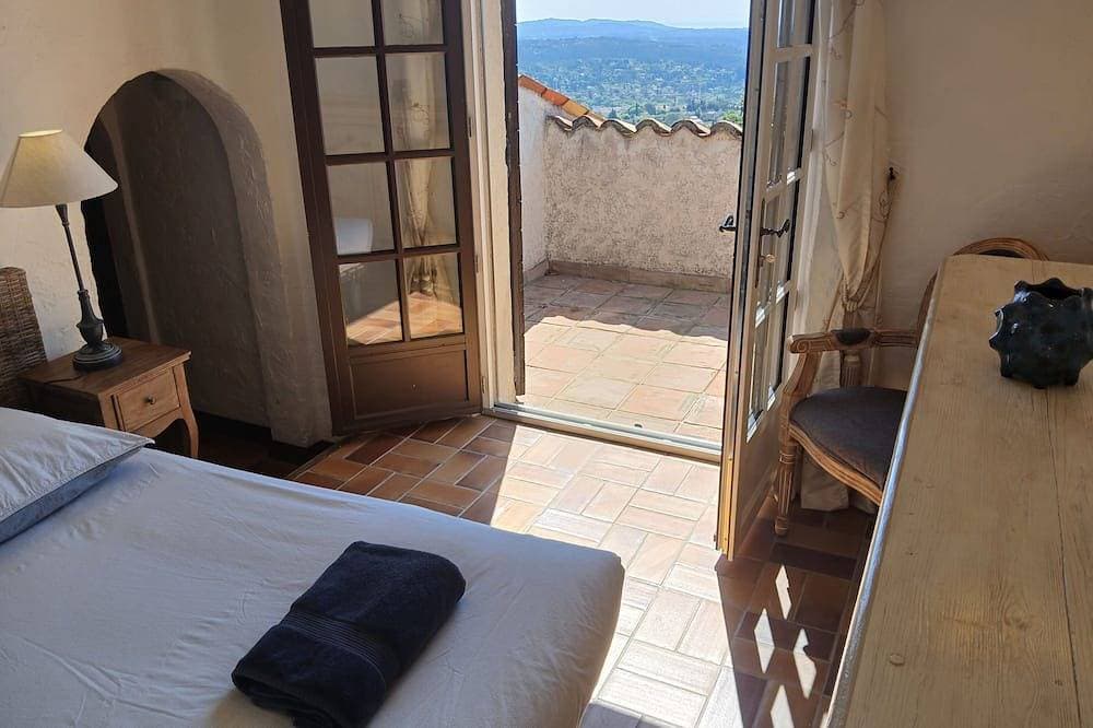 Foto 6 von 30: Piscine et Vue Panoramique à Spéracèdes