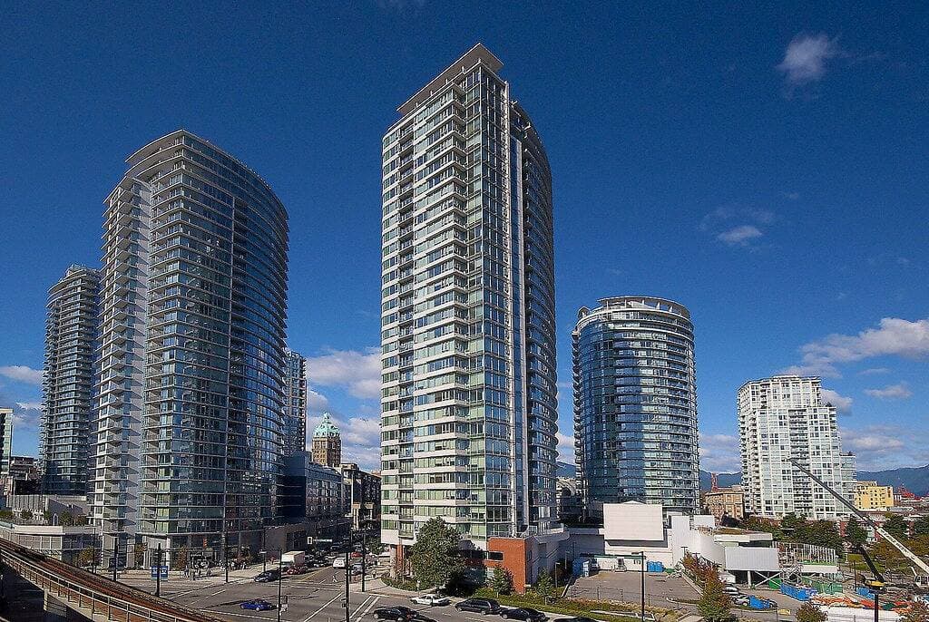 Foto 8 von 33: Vancouver condo: surreal water/mountain/harbor views 2Beds/2Ba
