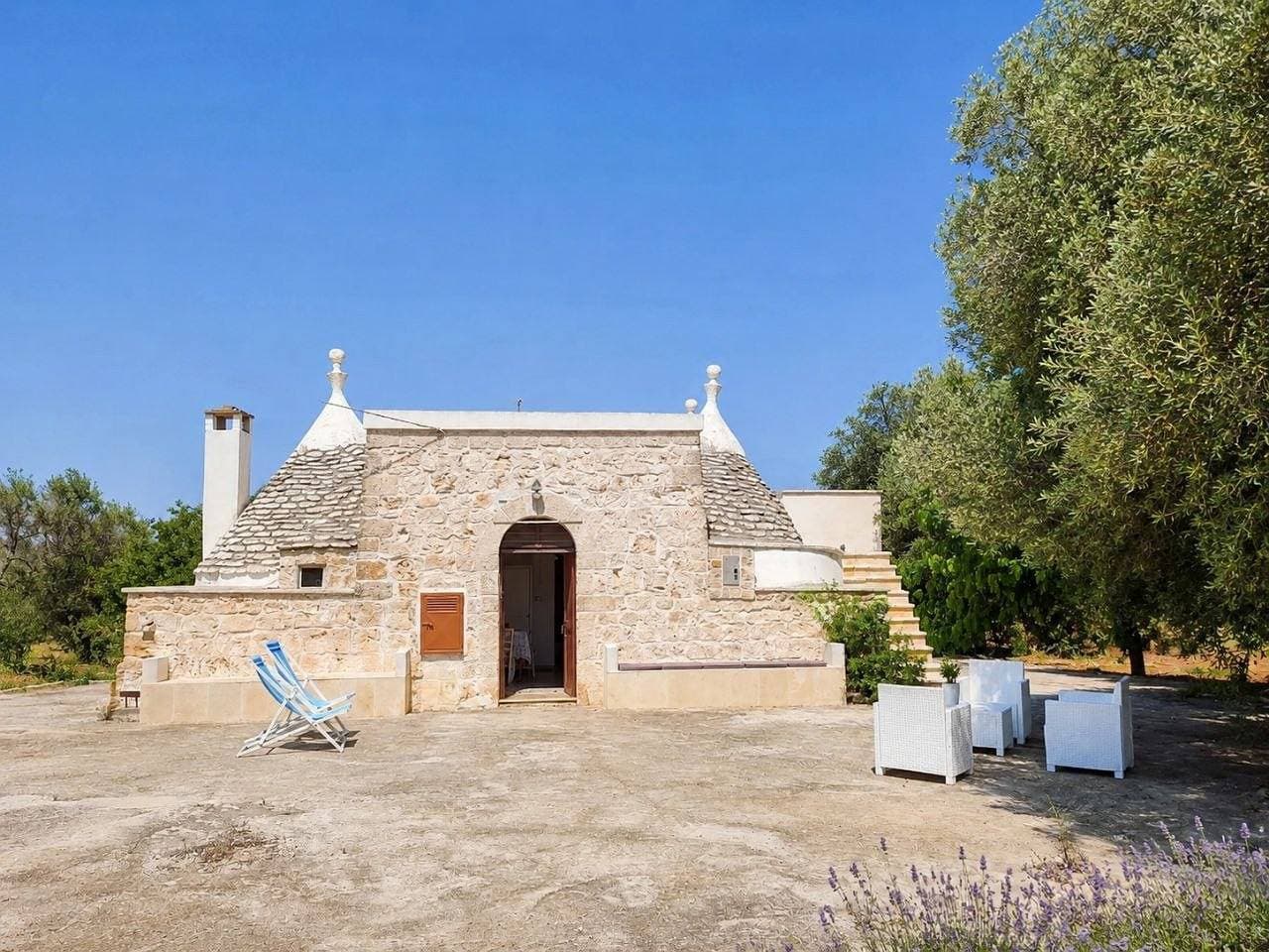 Trullo sotto le stelle Apulia 1
