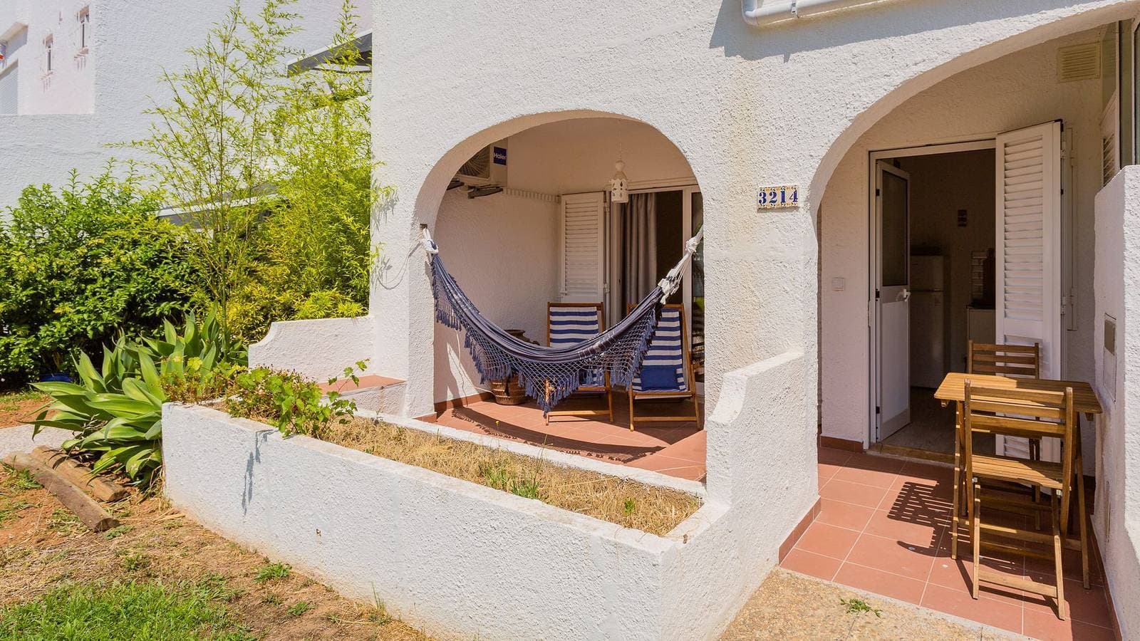 Foto 9 von 29: 1 Bdr Vilamoura Escape W/ Patio by LovelyStay
