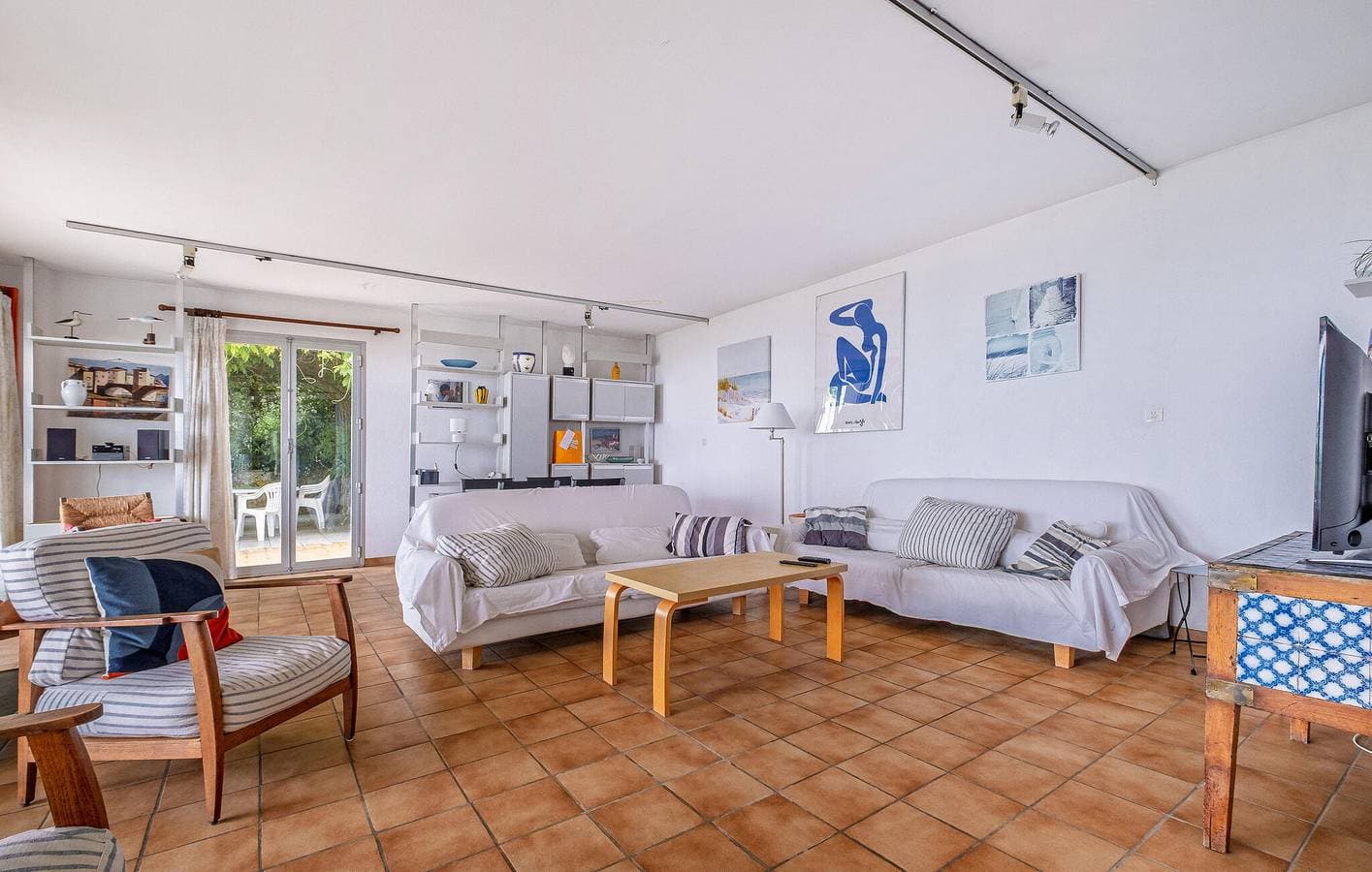 Foto 6 von 26: Apartment mit Meerblick, Pool, Terrasse und Parkplatz
