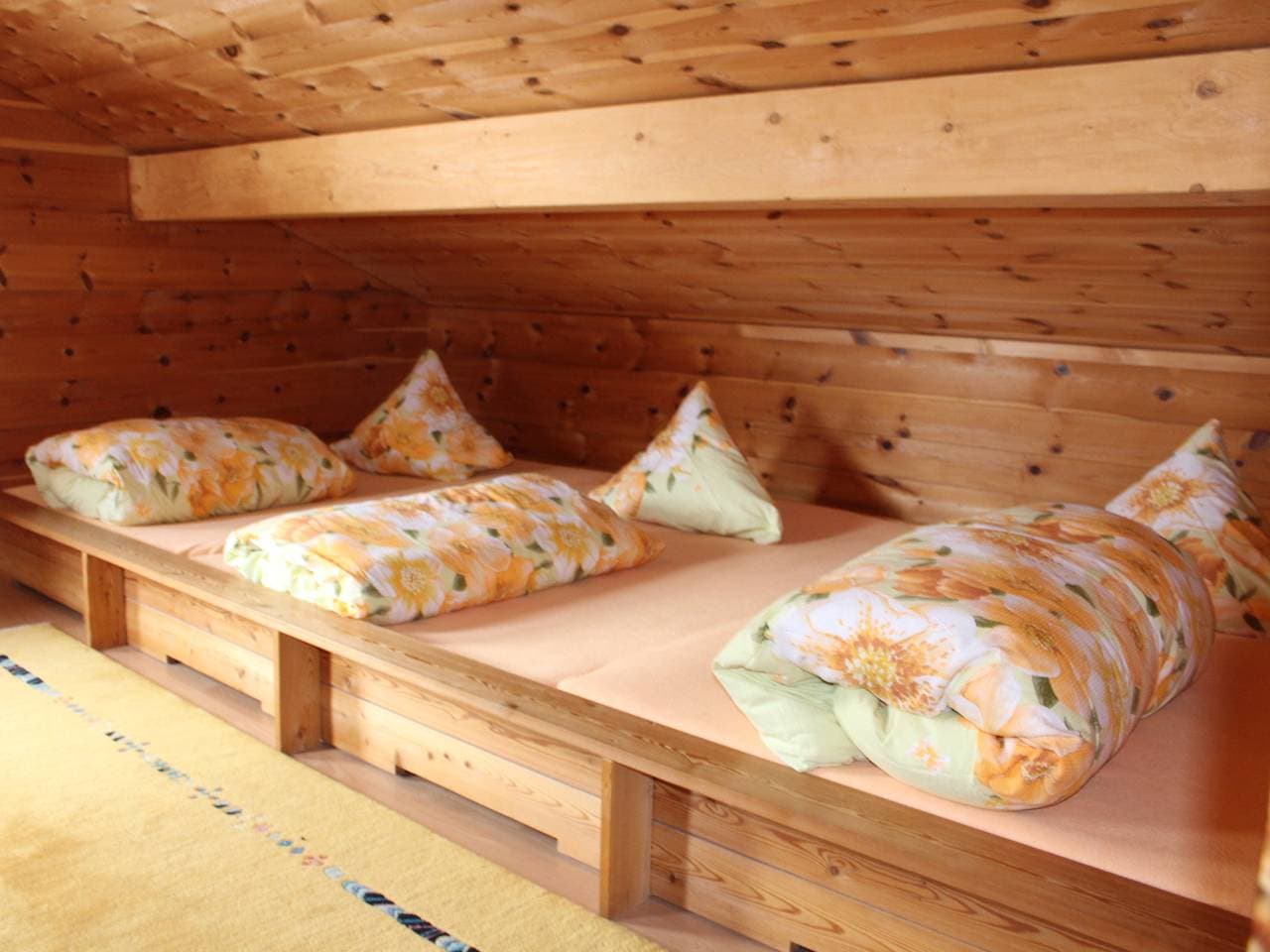 Foto 6 von 19: Ferienwohnung Juon, Tenna - 3.5 Zimmer Ferienwohnung für max. 6 Pers.