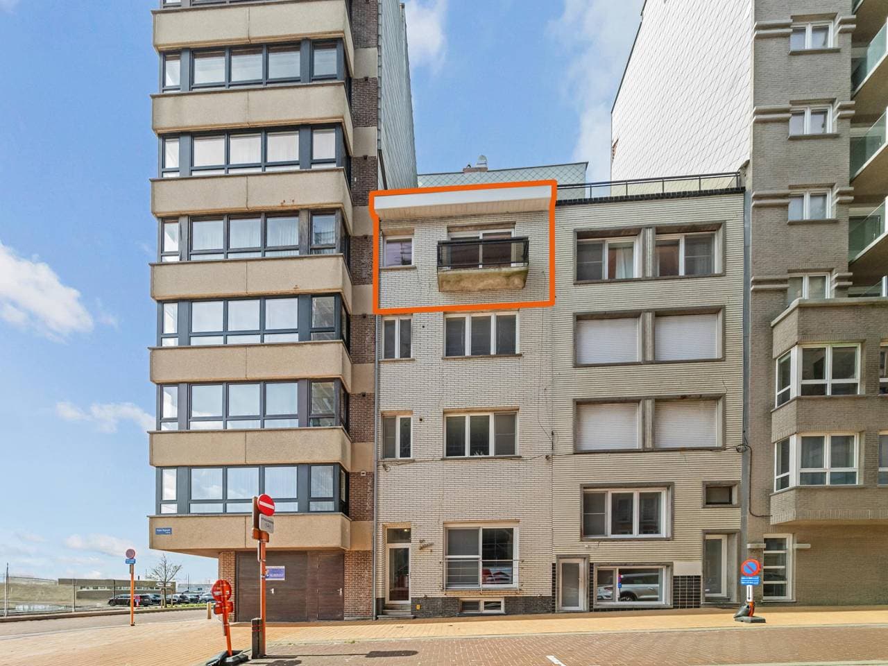 Foto 13 von 14: Studio mit Blick auf den Hafen.