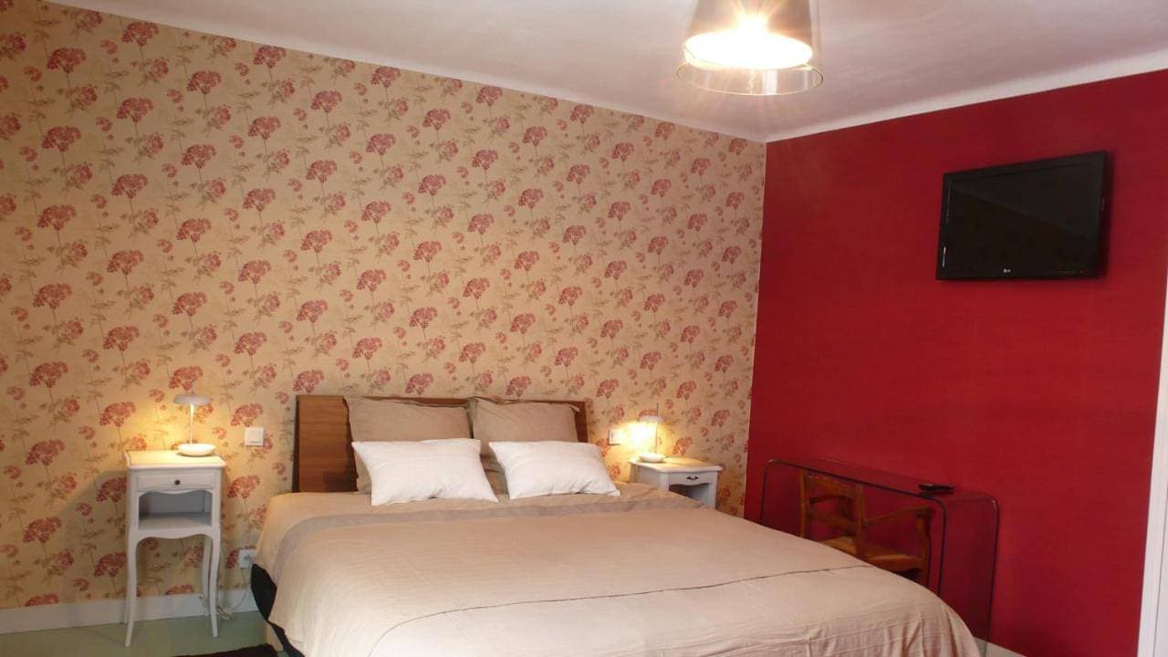 Foto 7 von 9: Double Room with Private Bathroom