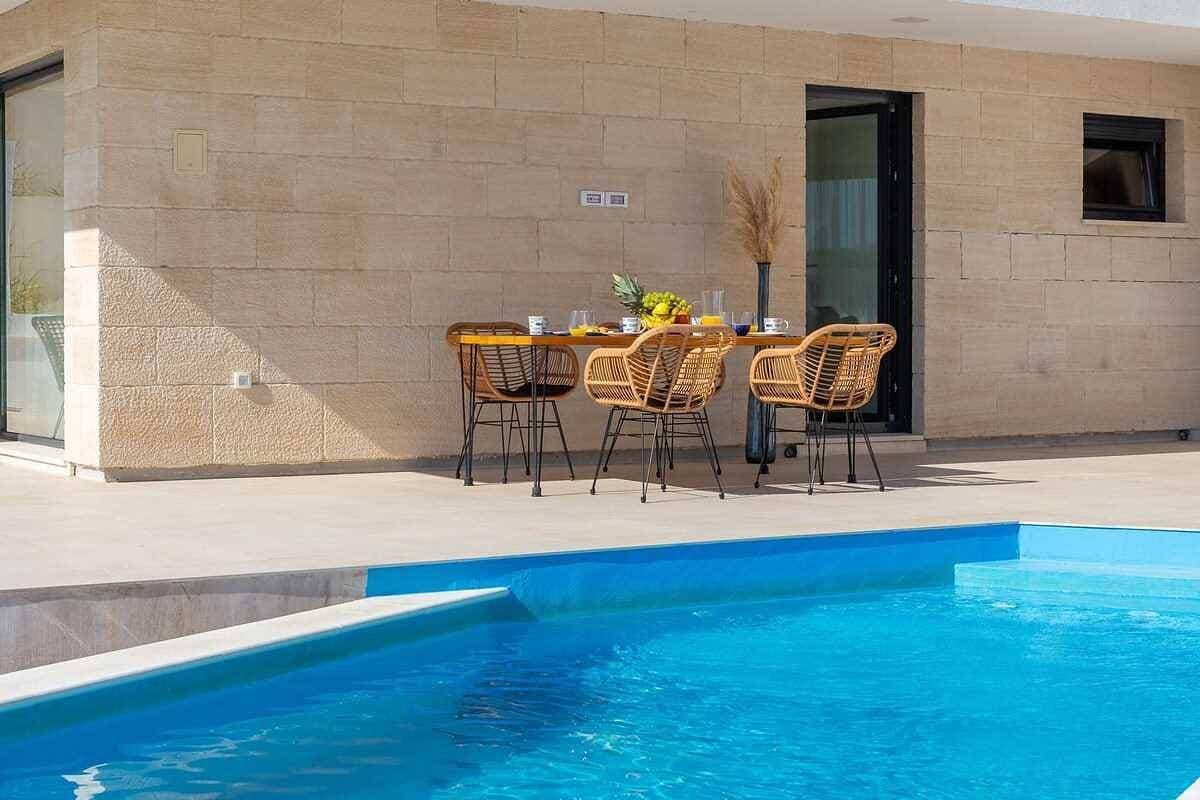 Foto 8 von 41: Villa für 8 Personen mit Ausblick