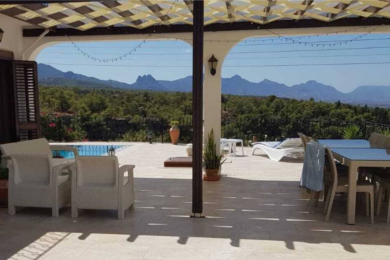Foto 5 von 44: Tranquility is a Four Bedroom Villa in Girne