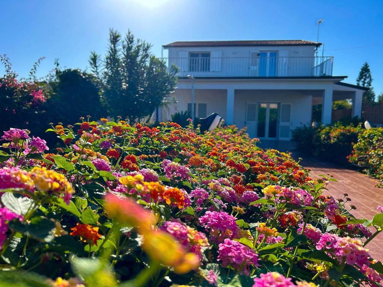 Villetta San Leone con giardino 1