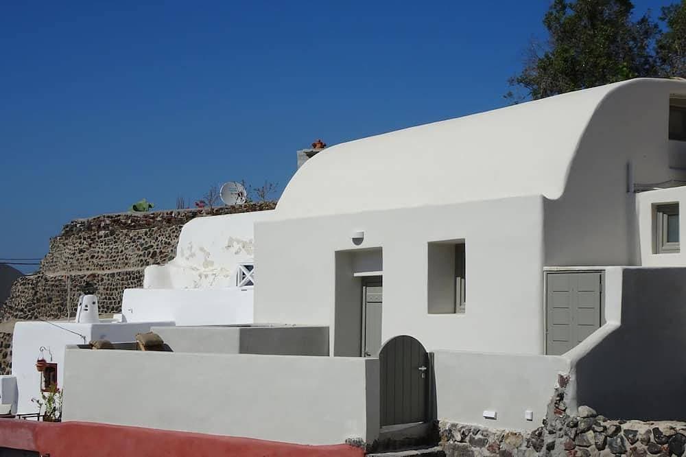 Foto 12 von 23: Cycladic House in Finikia Oia with jacuzzi