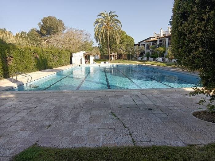 Foto 7 von 43: Ferienwohnung für 6 Personen mit Pool