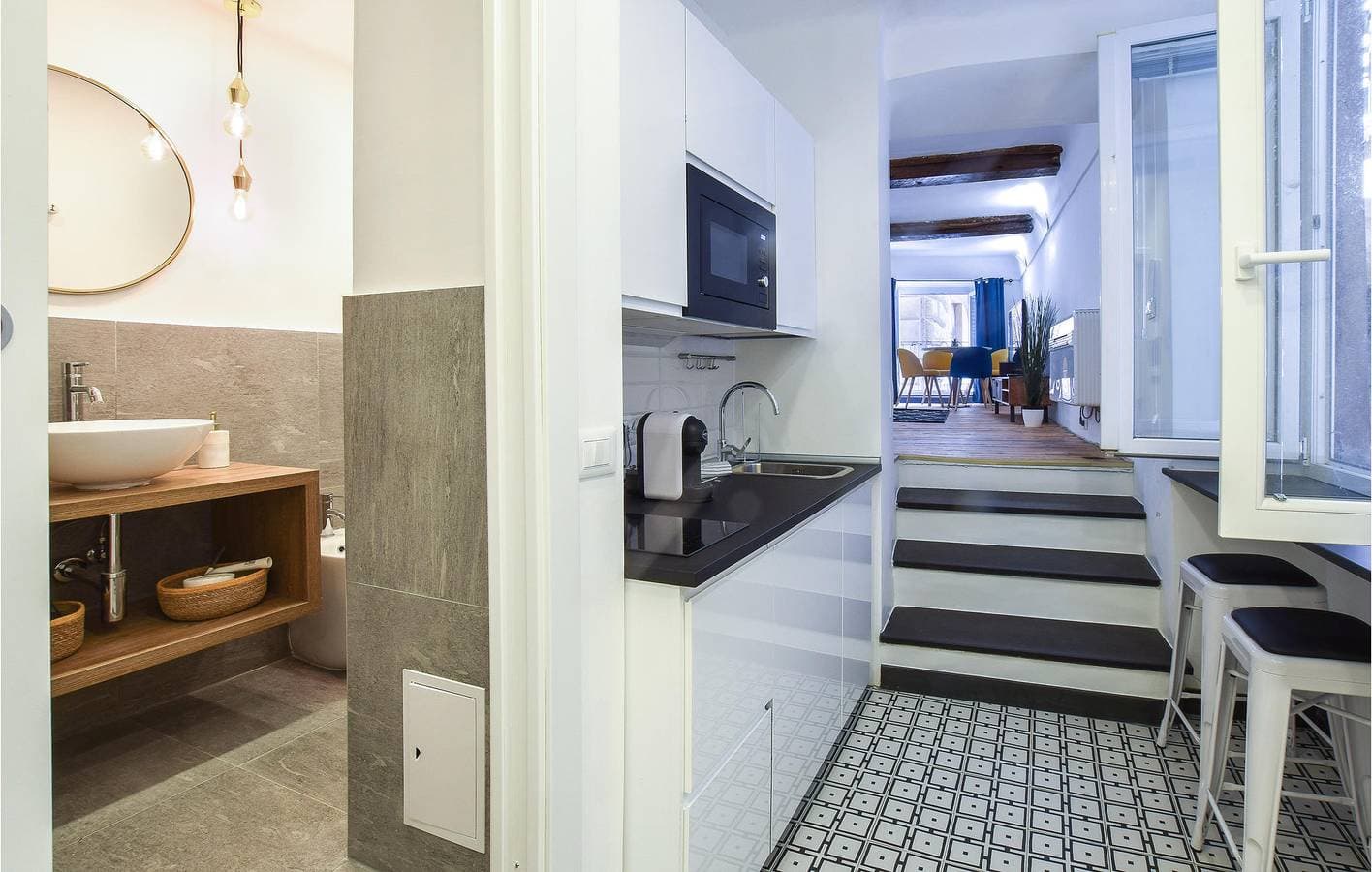Foto 4 von 16: Luxuriöses Appartement: AC, Küche, Internet, Nähe zur Stadt