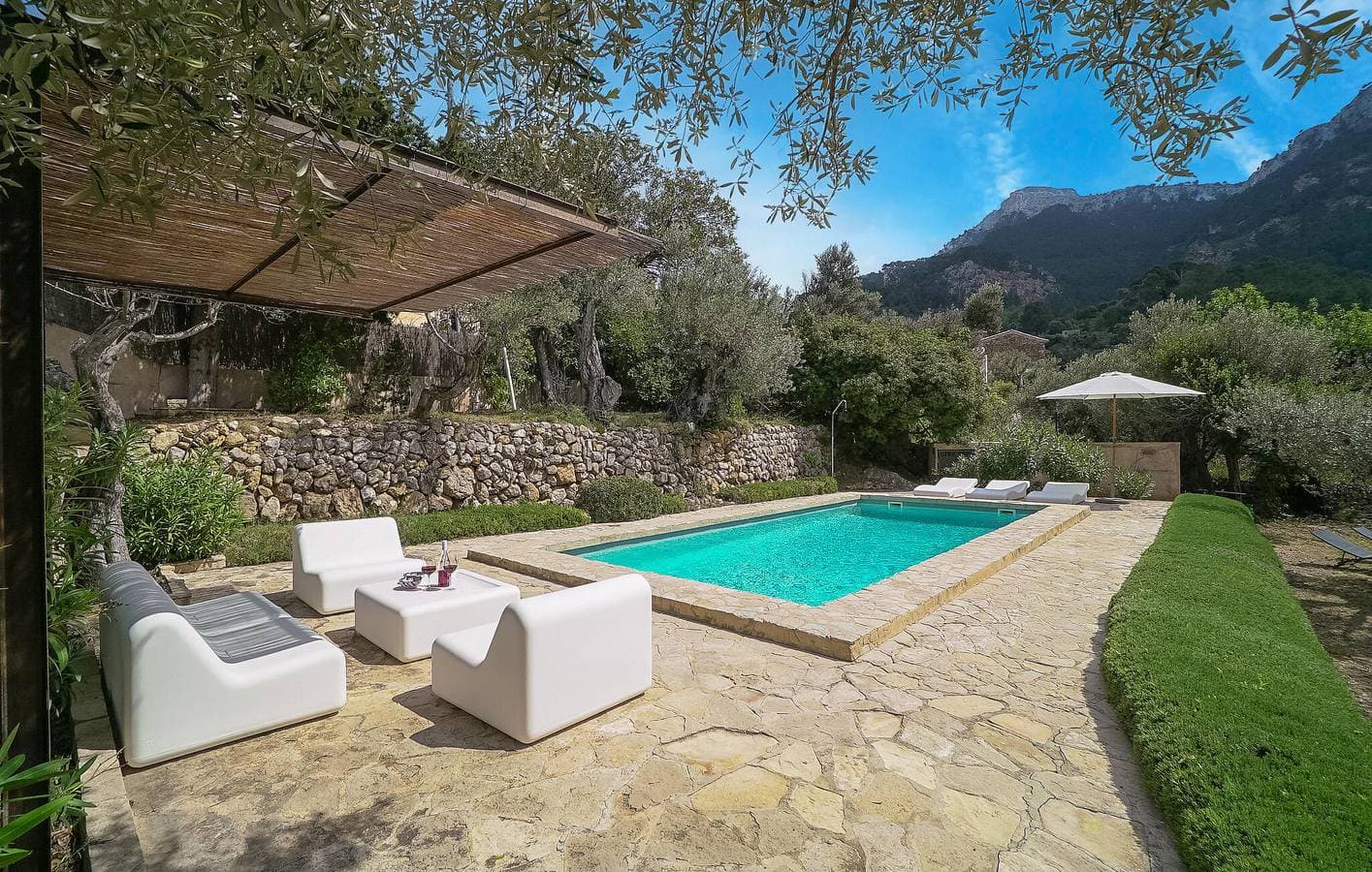 Foto 9 von 29: Appartement mit Meerblick, Pool, Terrasse und Grill - 400m zur Cala d'Estellencs