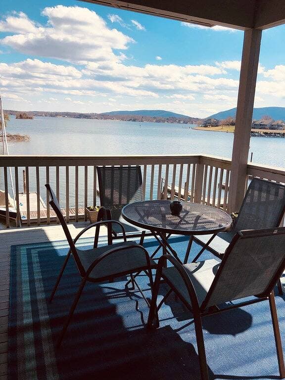 Foto 4 von 43: Paradies am See. Erstaunliche See- und Gebirgsansichten