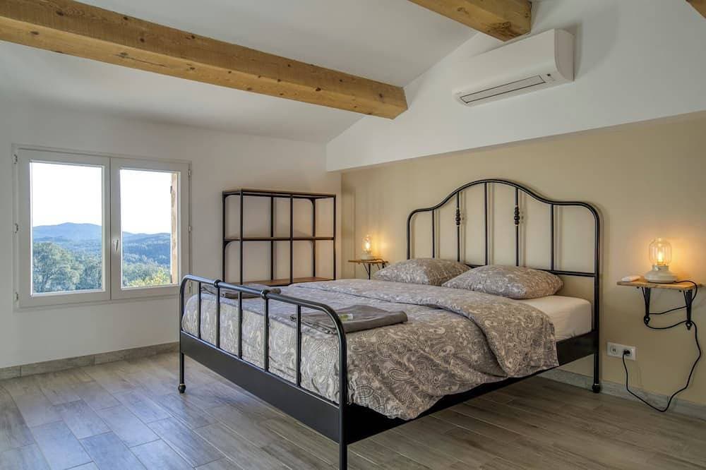 Foto 4 von 23: Cosy All New cottage with swimming pool-