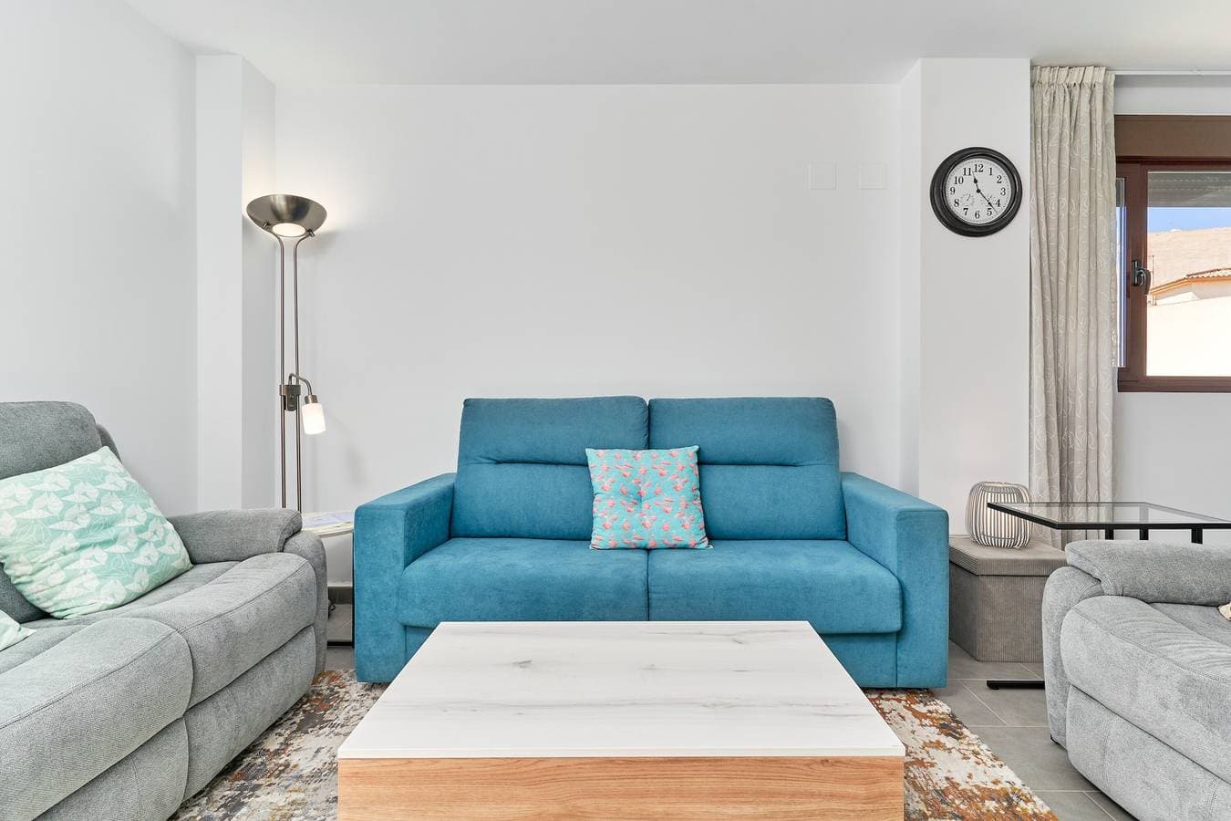 Foto 7 von 31: Apartment 'El Ático Del Oasis' mit Meerblick, WLAN und Klimaanlage