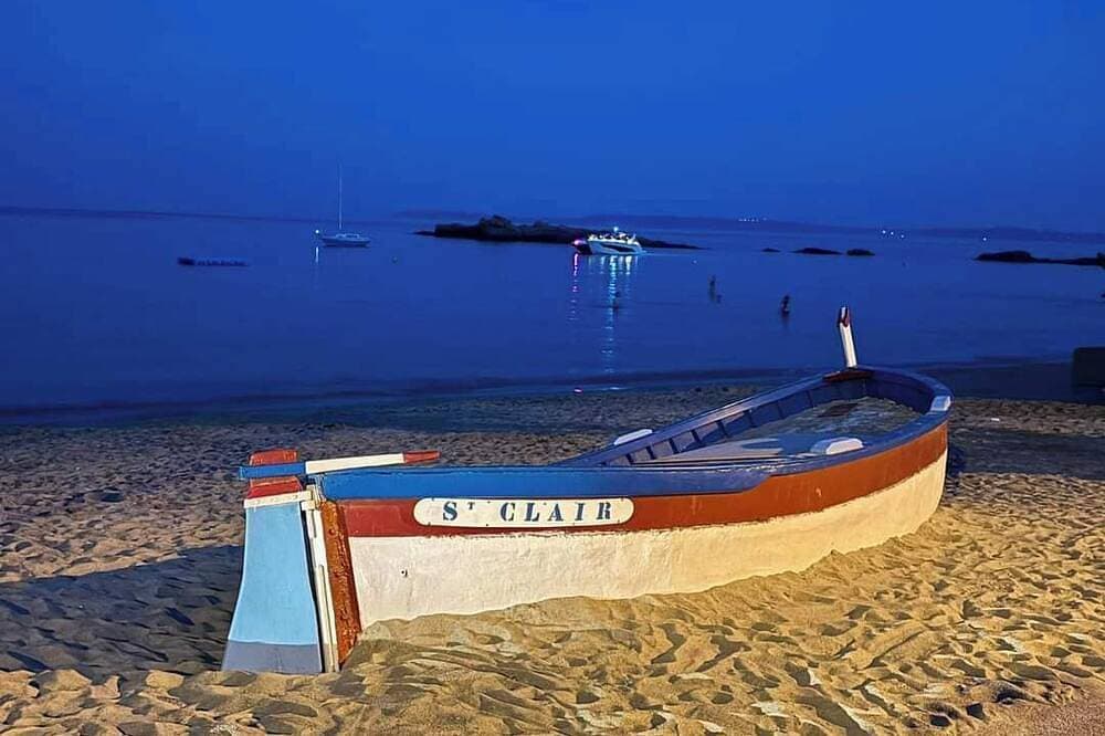 Small house near Saint-Clair beach in Le Lavandou 1